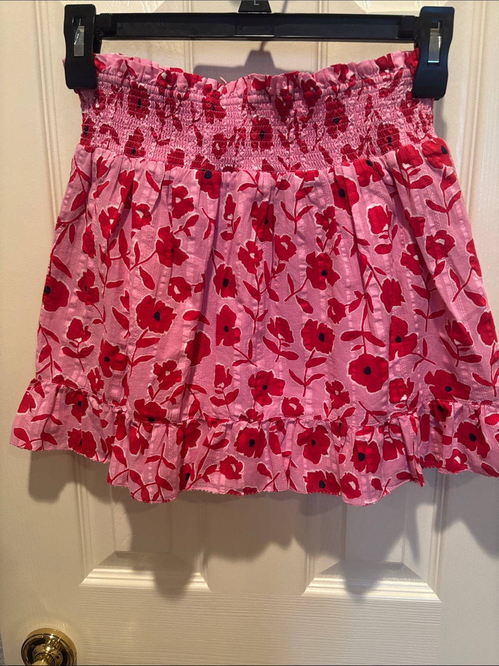 NWT Vineyard Vines Rock Rose Smocked Skirt Floral Pink Red Ruffle Mini sz M - Picture 6 of 6